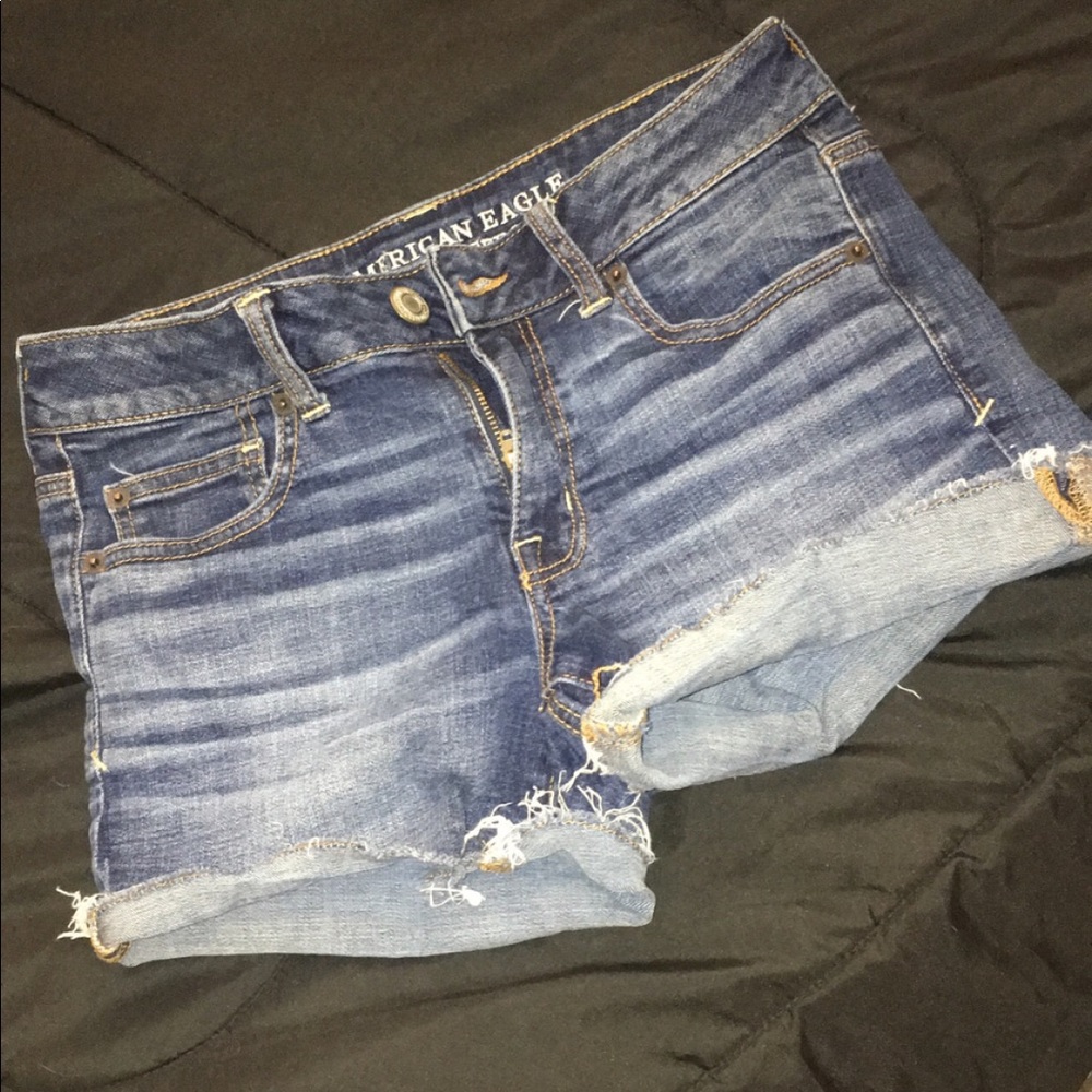 American eagle shorts!